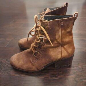 Sorel Cate Lace Bootie
